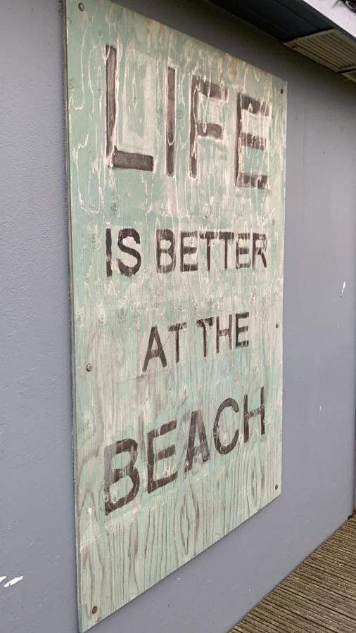 Seaside Apartment - 2 Storey 2 Bedrooms باليكاسل المظهر الخارجي الصورة